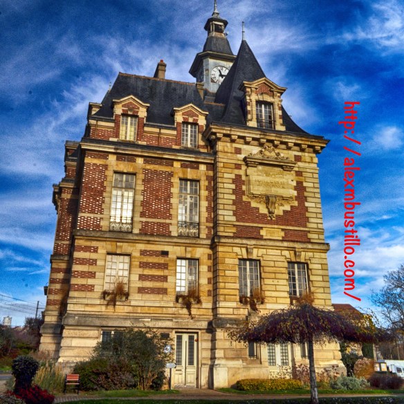 Commune de Corbeil Essonnes - Mairie 11 Avenue Darblay, 91100 Corbeil-Essonnes, France