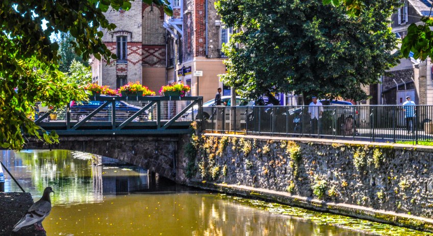 L'Essonne at Rue Feray, Corbeil-Essonnes FRANCE