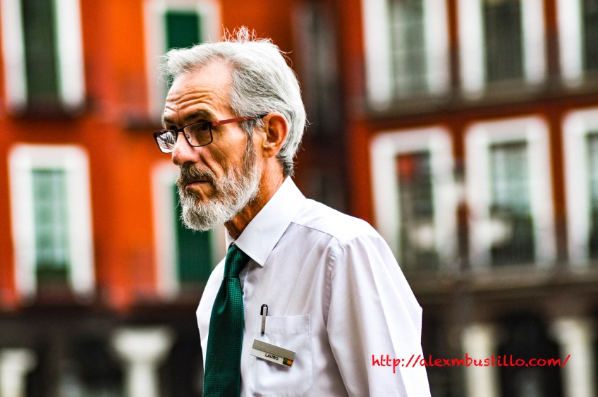 Lauro Martinez Fernandez ​Café del Norte Plaza Mayor, 11, 47001 Valladolid, España http://elcafedelnorte.es/