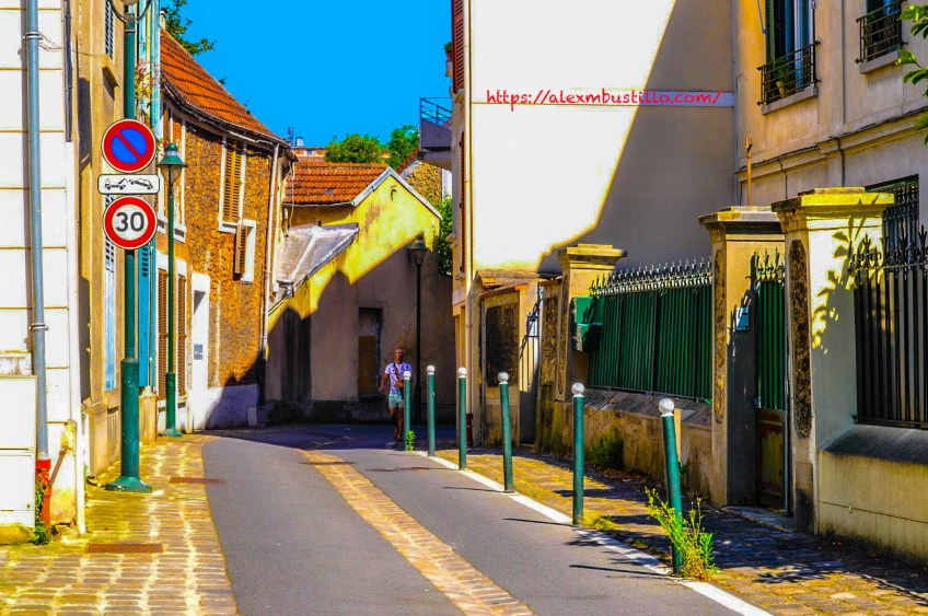 Rue des Remparts, Corbeil-Essonnes, FRANCE