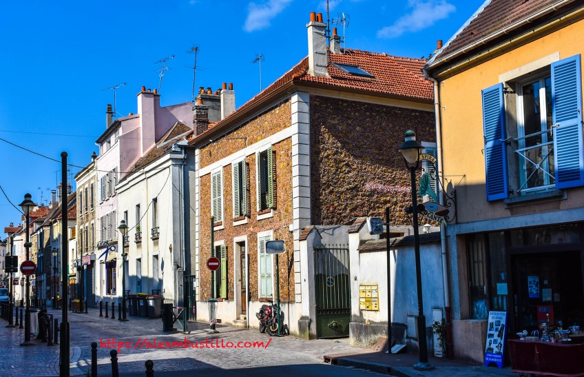 Rue Saint Spire, Corbeil-Esonnes, France