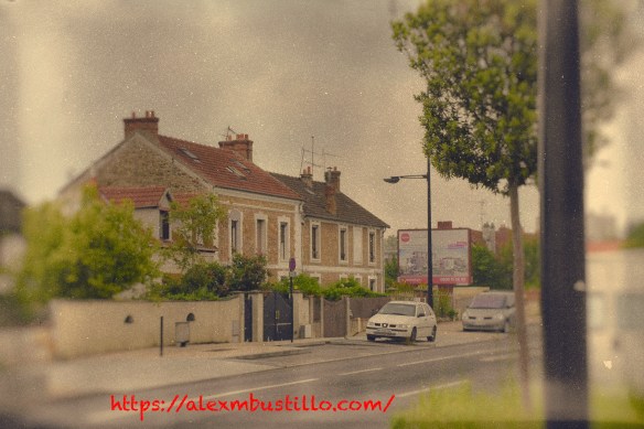 Boulevard John Kennedy, Route National 7, Corbeil Essonnes, FRANCE