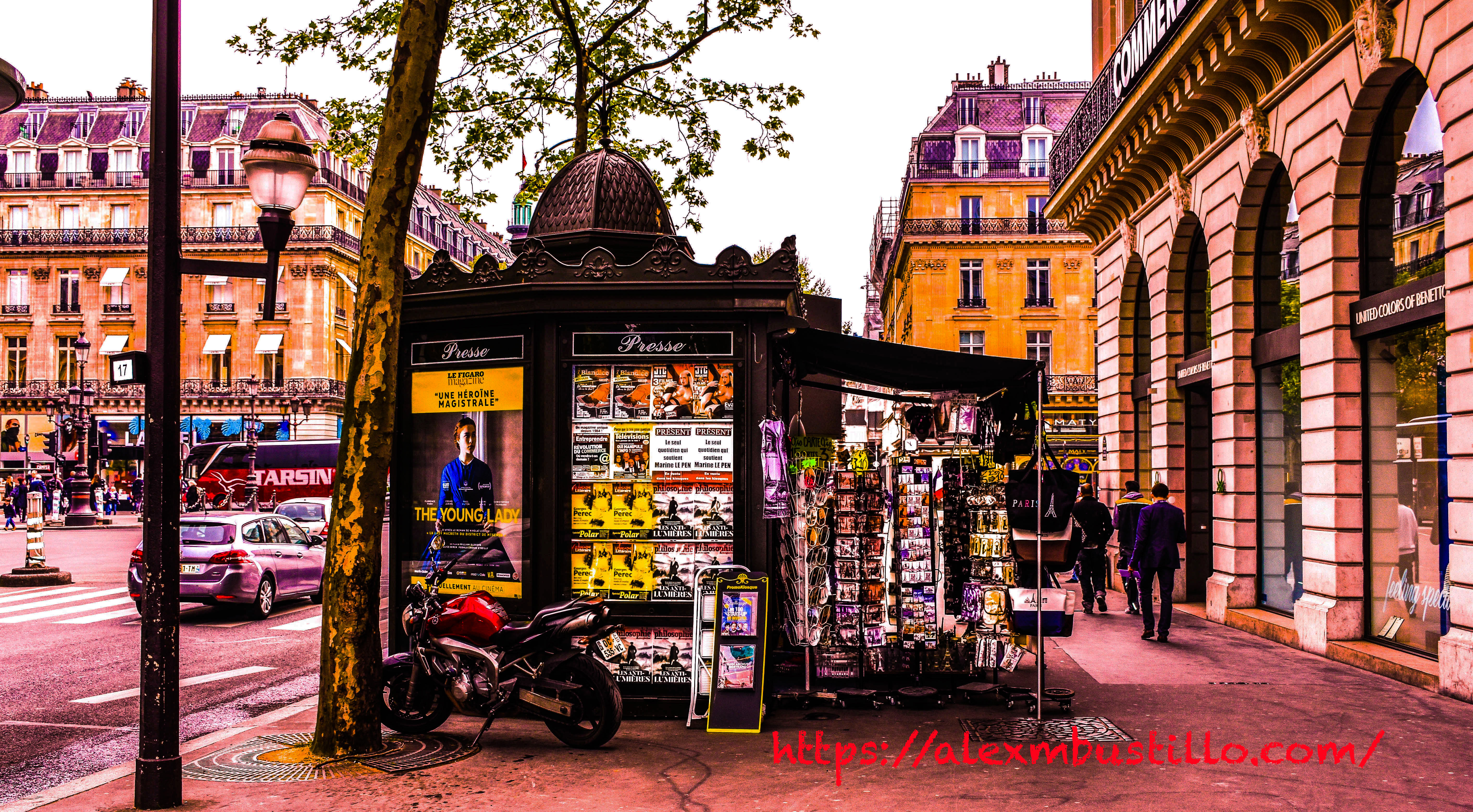 Newsstand, 19 Boulevard des Capucines, 75009 Paris, France