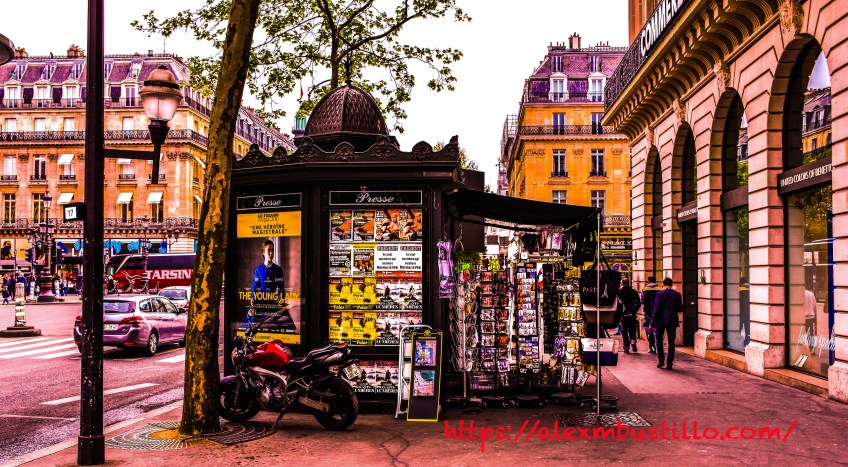 Newsstand, 19 Boulevard des Capucines, 75009 Paris, France