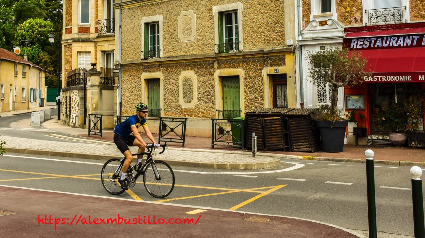 Racing In The Etiolles Streets, Etiolles, France #Bruce #Springsteen #396