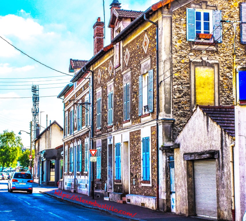 Rue Saint Spire, Corbeil-Essonnes FRANCE