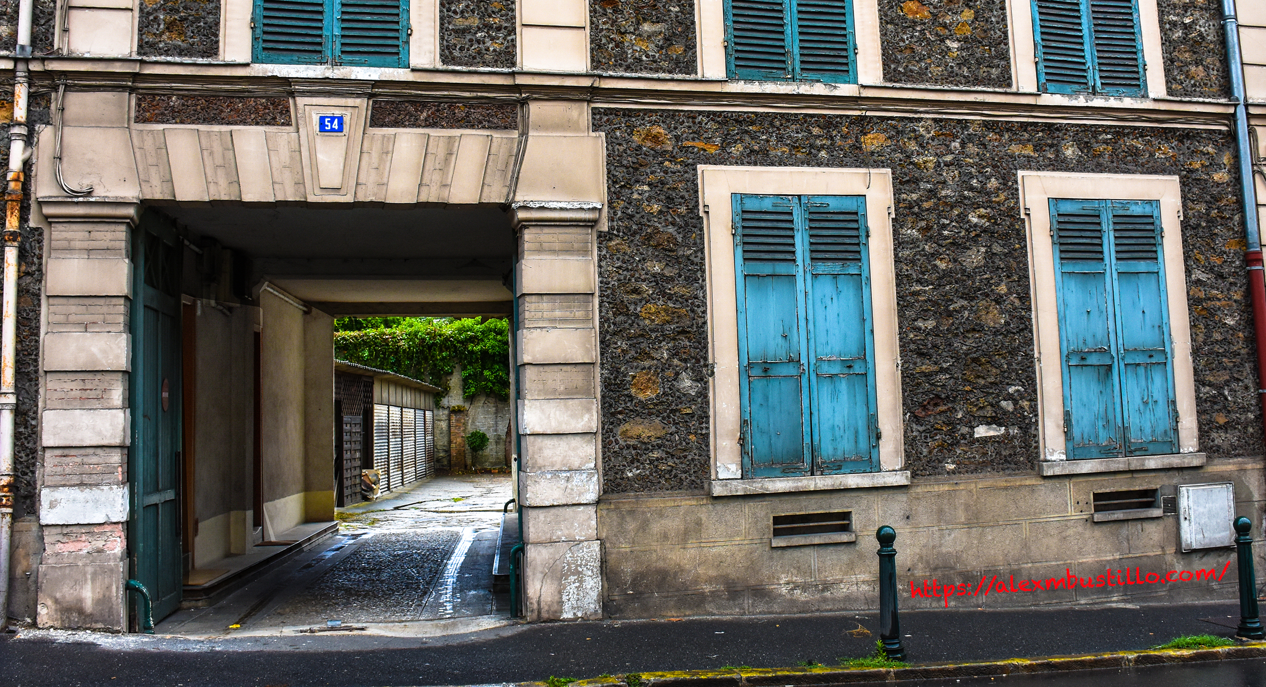 54 Route National 7, Corbeil-Essonnes, FRANCE