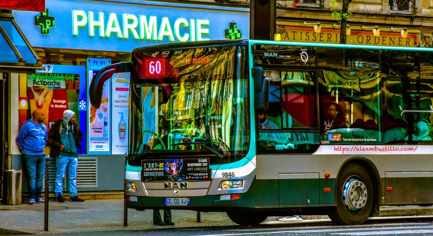 RATP Bus 60, Rue de Ordener, Paris, France