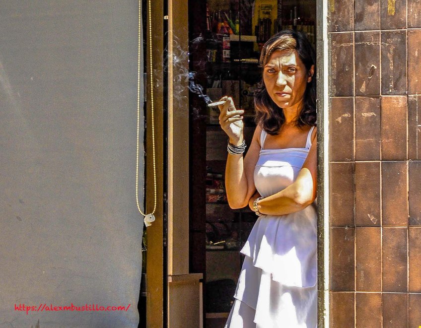 Shopkeeper, Barrio Sarria, Barcelona, Spain