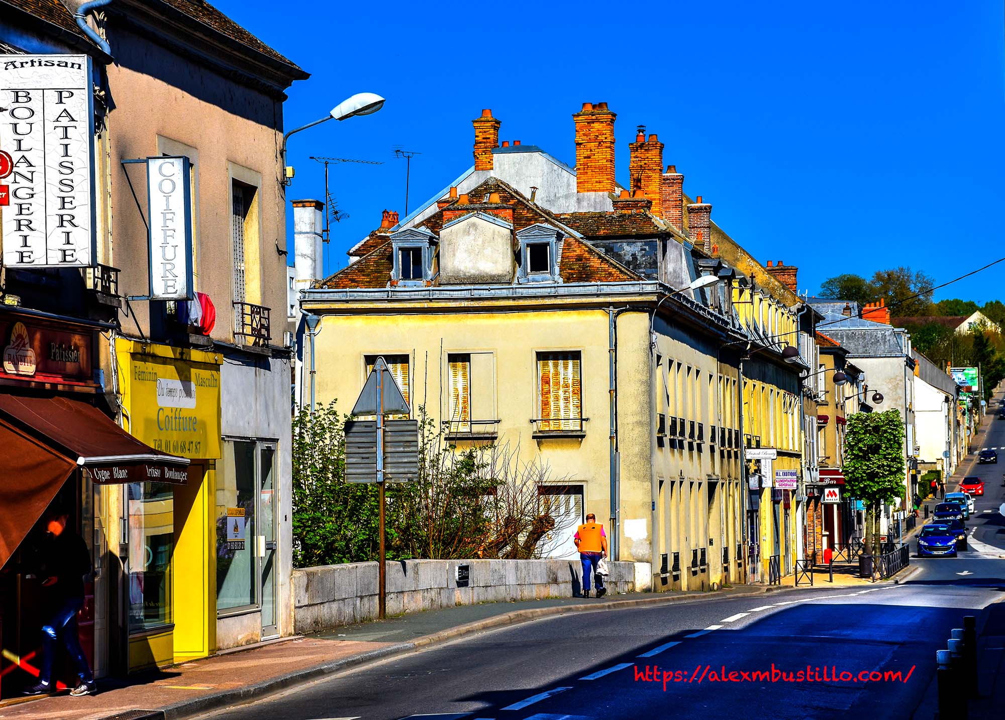Place Saint-Jean, 77000 Melun, France