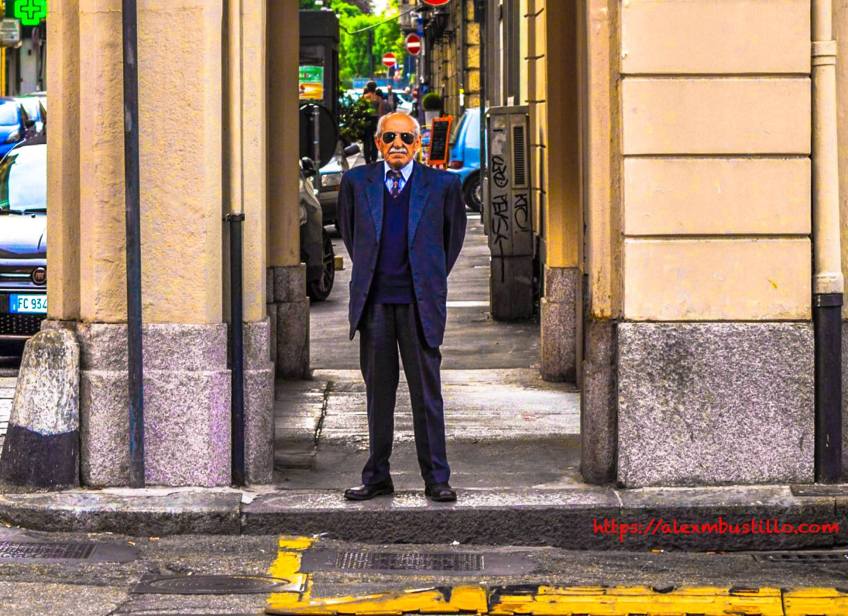 Ritratto, Stazione Porta Nuova, Torino, Italia