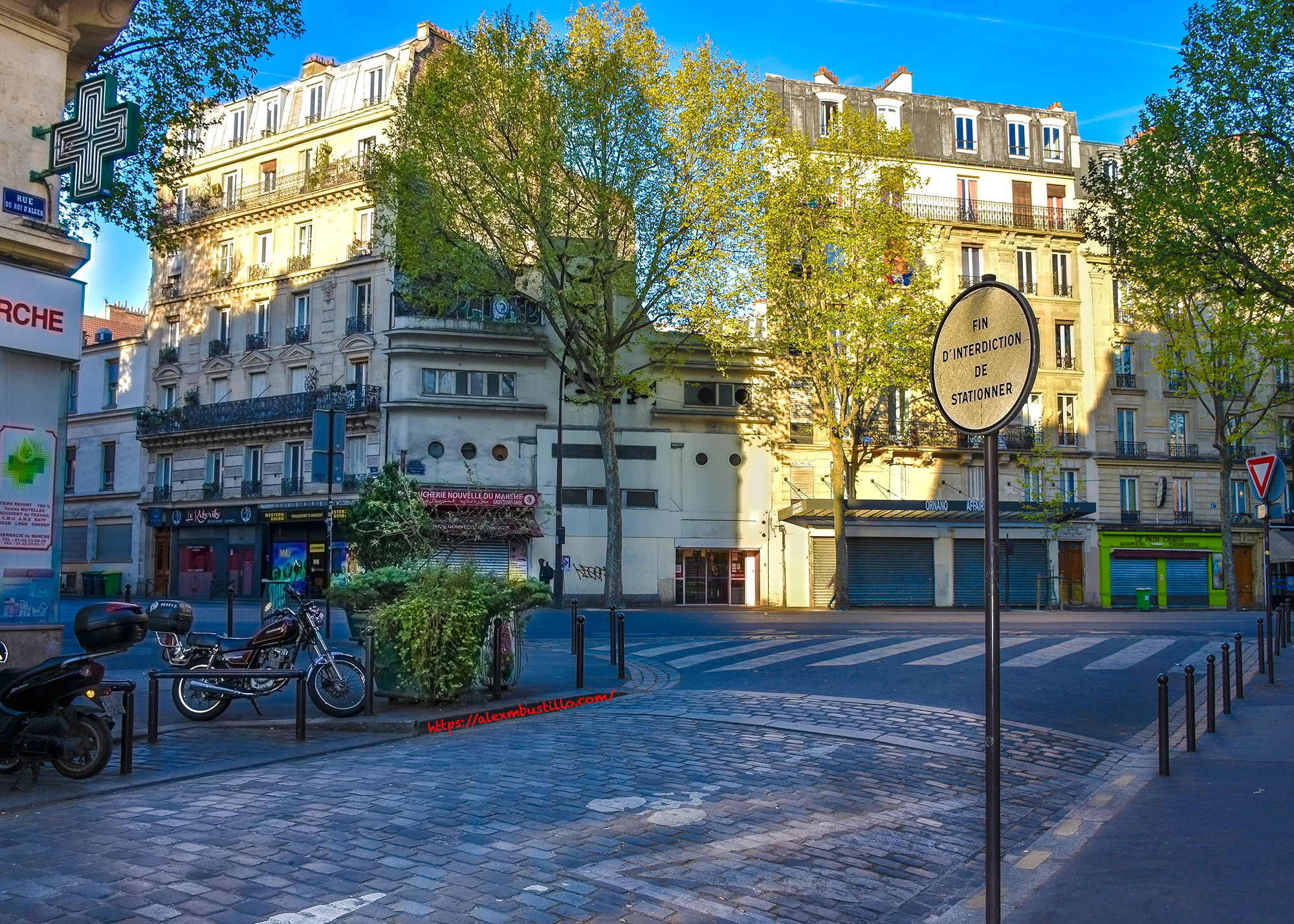 Rue Du Roi D'Alger @ Boulevard Ornano, 75018 Paris, France