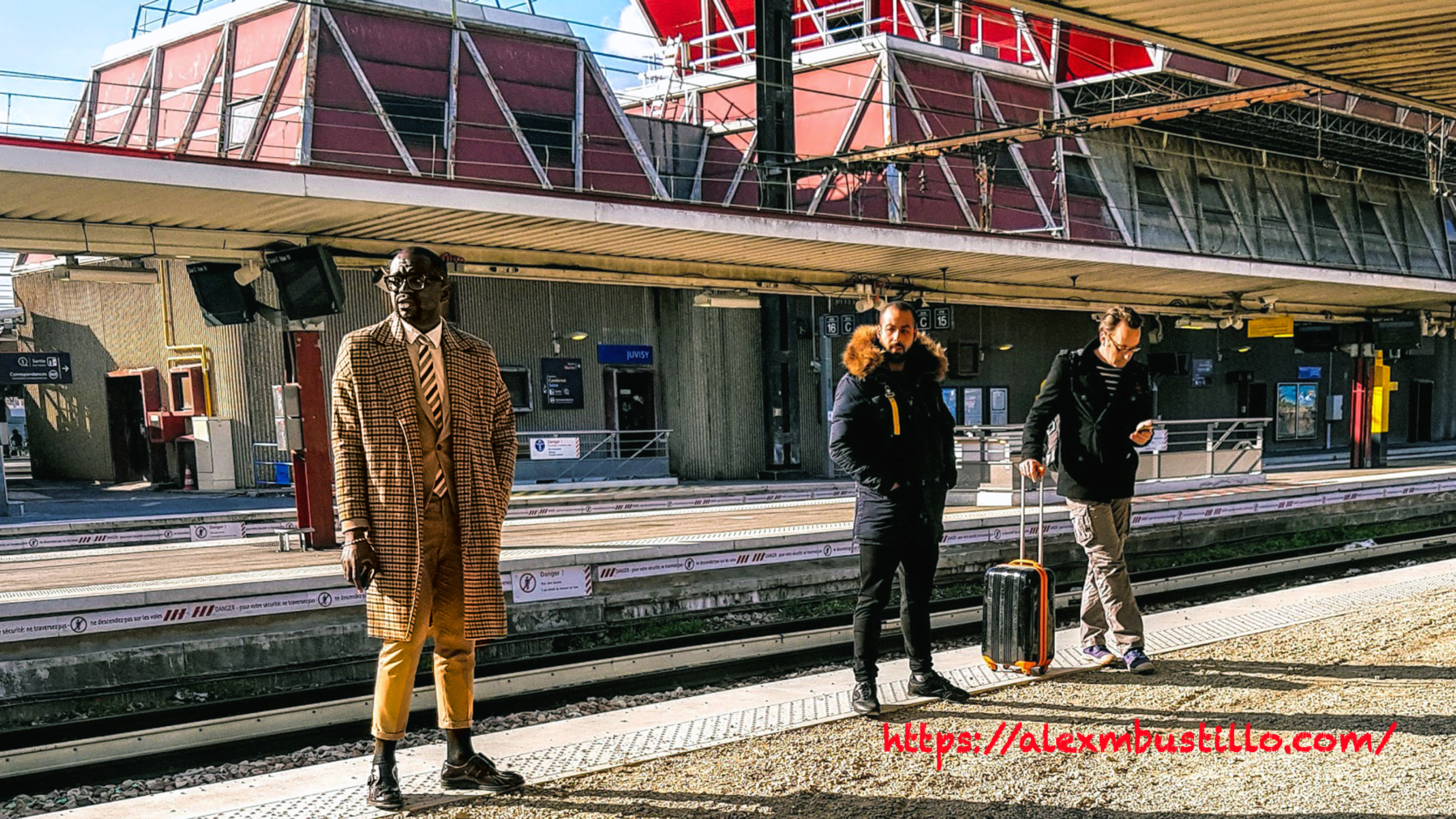 Styling for the Train, Juvisy, France