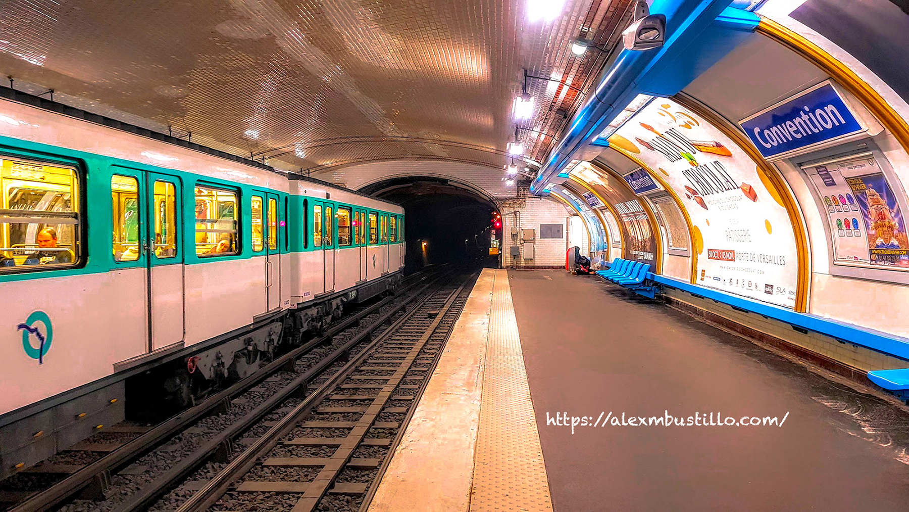 Convention, Metro Ligne 12 RATP Paris