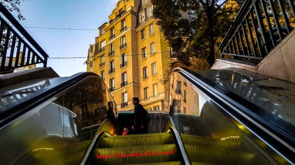 Montée à la rue de la Convention, Métro Ligne 12