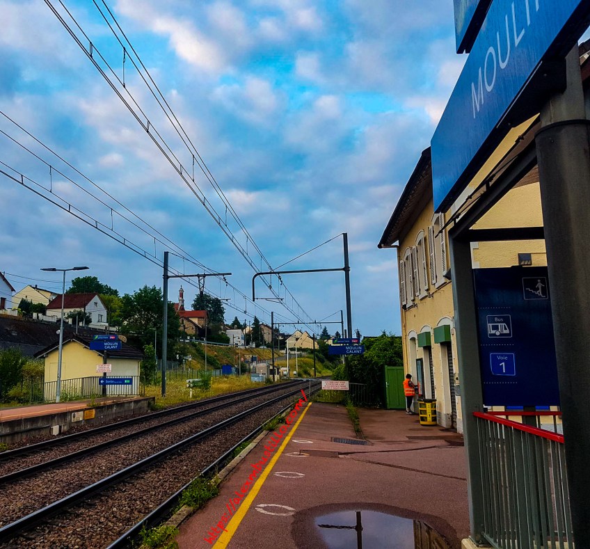 Moulin Galante Corbeil-Essonnes RER-D Sunrise