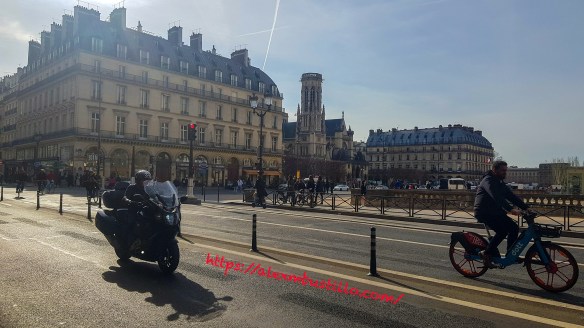 Louvre Rivoli Portrait, Paris