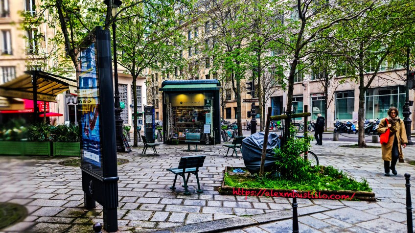 rue du Louvre, Paris