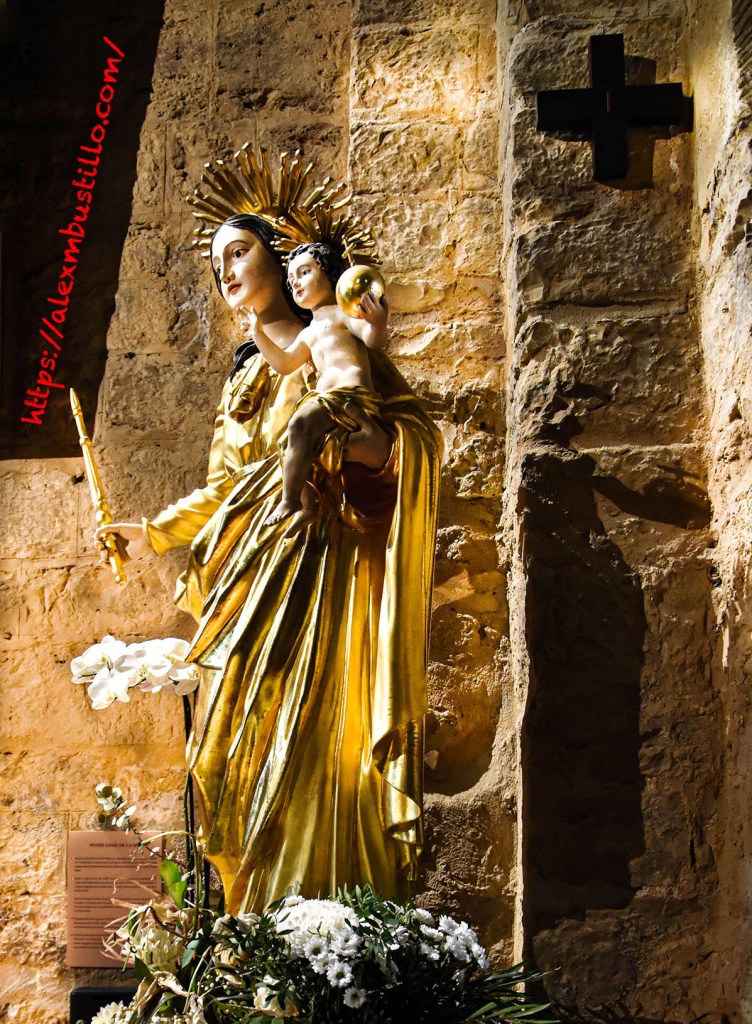 Portrait, La Sainte Veirge, Saintes-Maries-de-la-Mer, France