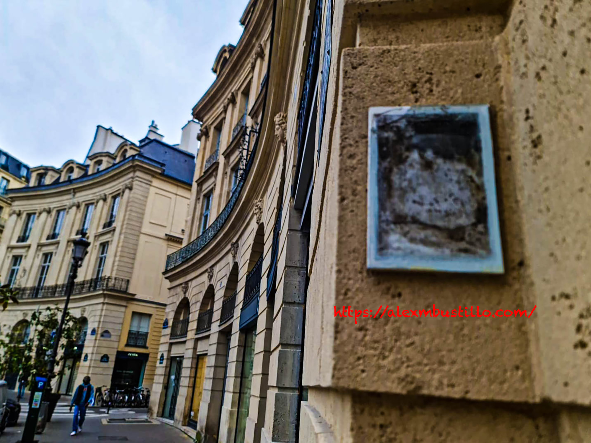 Place des Victoires 75001 Paris Mural Portrait