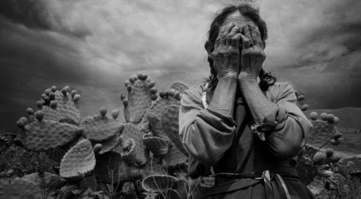 Es Que Somos Muy Pobres