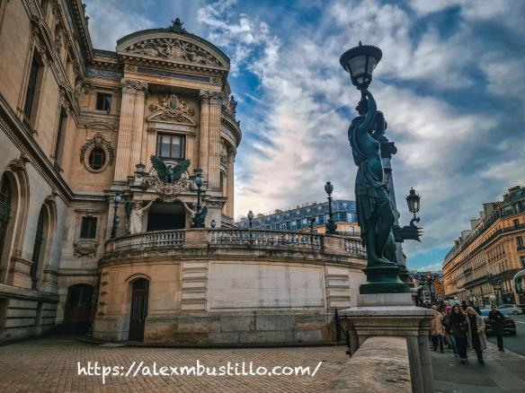 Opéra Garnier Portico Portrait, 16 Dec 2025