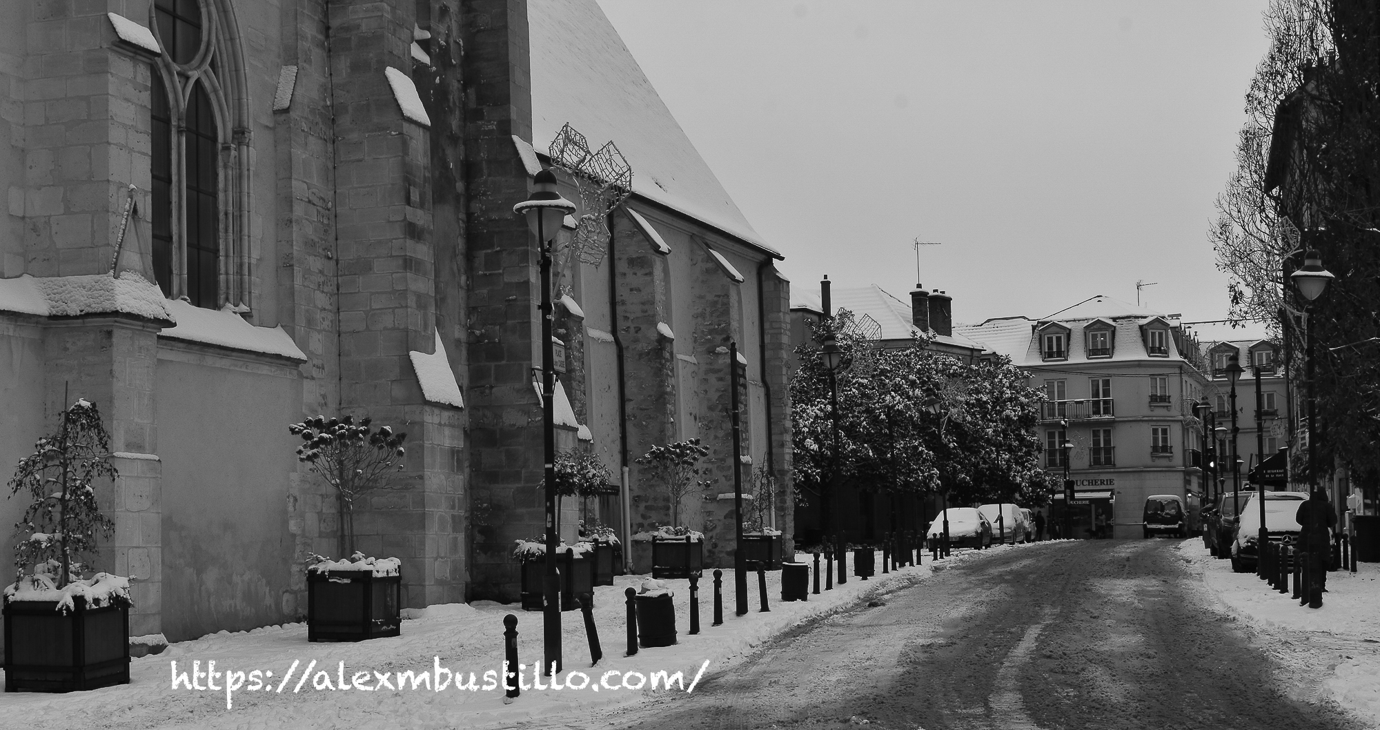 Rue Paul Doumer, Black & White Portrait, 91100 Corbeil-Essonnes, France