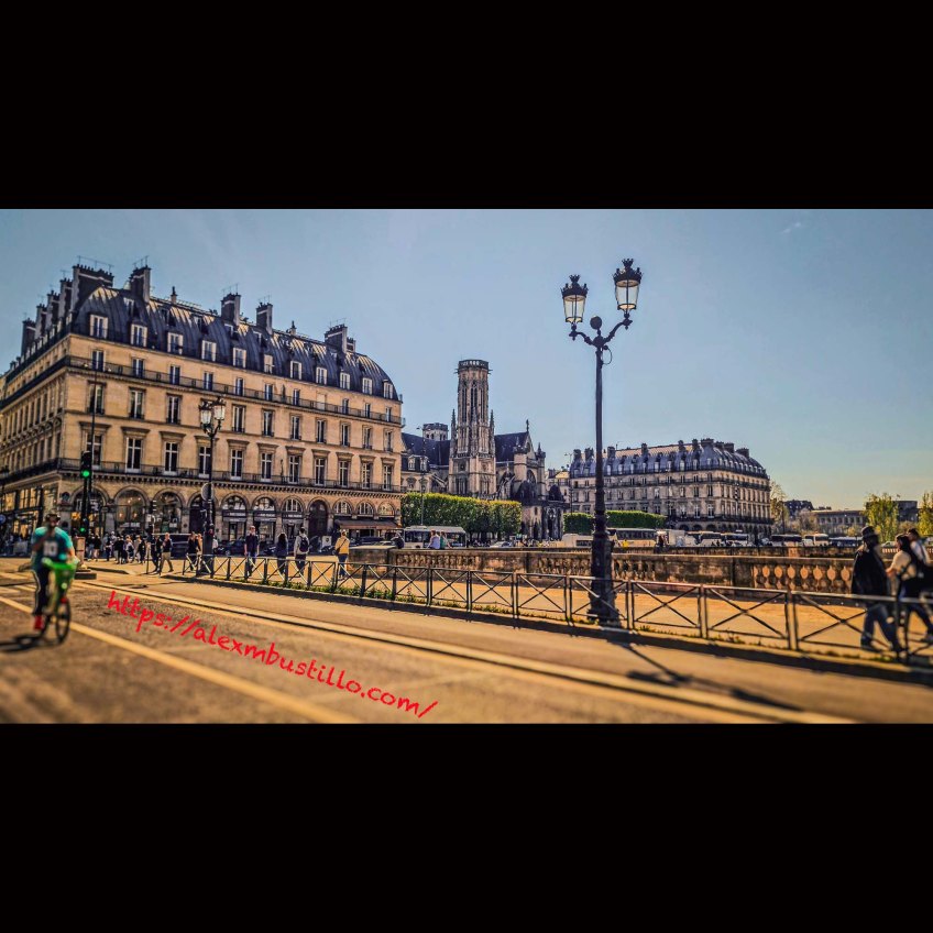 Rue du Rivoli At The Louvre, Glancing Towards Saint-Germain-l'Auxerrois 75001 Paris