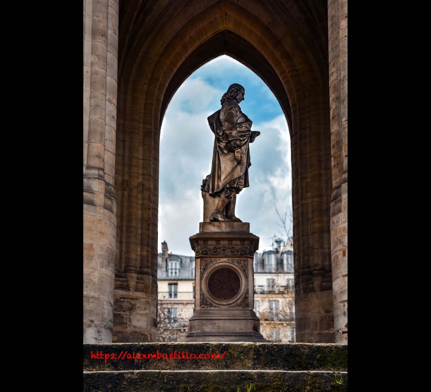 Blaise Pascal, Fragment, Tour Saint-Jacques 75004 Paris