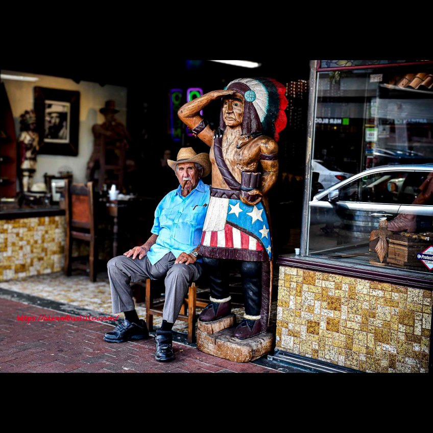 Pedro Bello Sr. & Indian Portrait, Cuba Tobacco Cigar Co , 1528 SW 8th St, Little Habana, Miami 2017